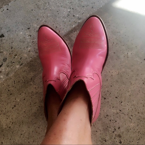 Meet the Posher - Picture 4 of 7